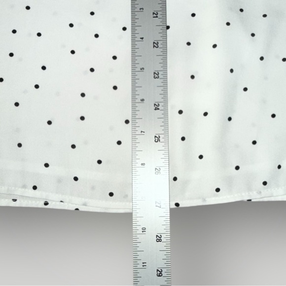 VINCE CAMUTO V-Neck Ruffled Collar Georgette Blouse - XXL White - Picture 14 of 14